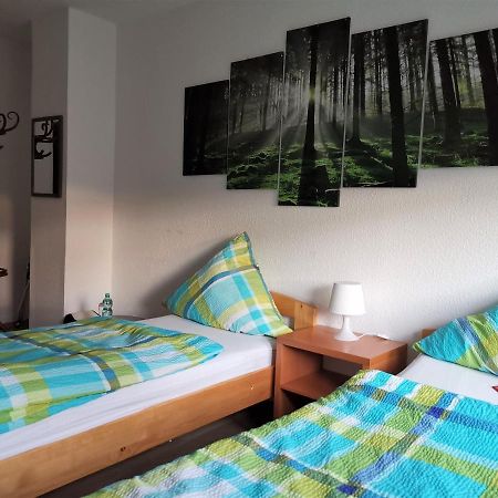 Hotel-Pension Zum Hirsch Hattersheim am Main Esterno foto